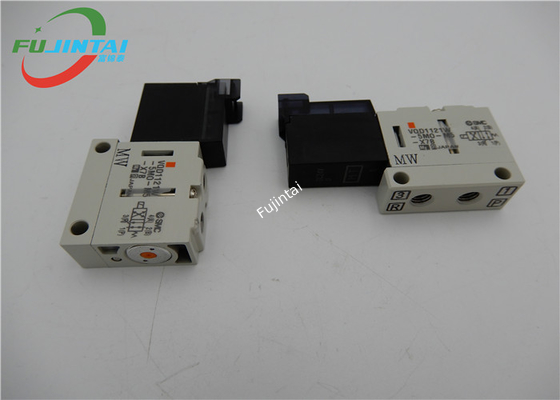 ASM E25117250A0 VQD1121W-5MO-C4-X8 de los recambios de Juki de la electroválvula para JUKI 750 760